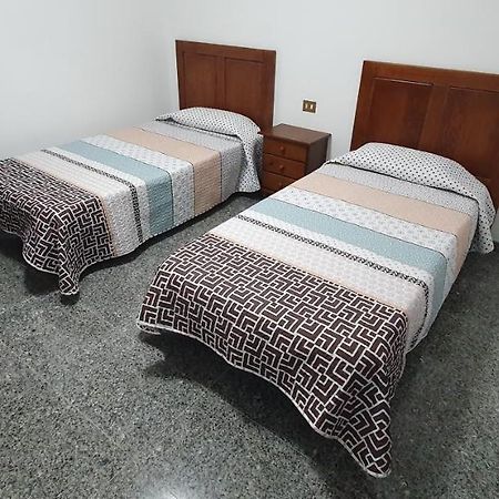 라 레스팅가 La Marina III Atico B 아파트 외부 사진