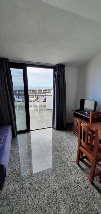 라 레스팅가 La Marina III Atico B 아파트 외부 사진